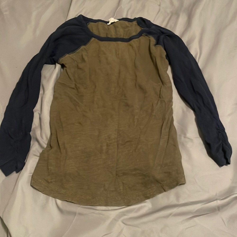 Long sleeve shirt